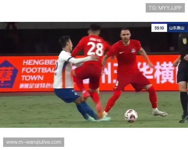 钟浩然因踩踏事件被追加停赛一场并罚款一万元 钟浩然因踩踏事件被追加停赛一场并罚款一万元
